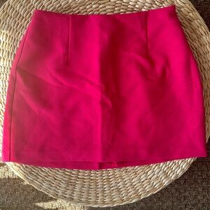 NWT The A&F Scarlett Mini Skort in Hot Pink